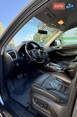 Внедорожник / Кроссовер Audi Q5 2012 в 