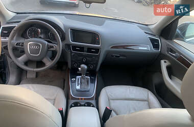 Внедорожник / Кроссовер Audi Q5 2011 в 