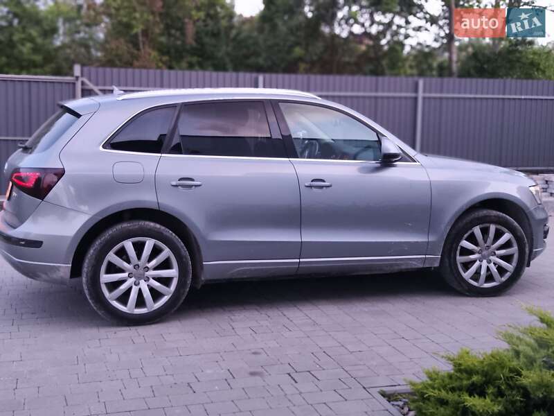 Внедорожник / Кроссовер Audi Q5 2010 в Львове