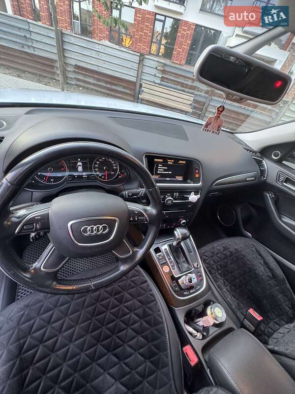 Внедорожник / Кроссовер Audi Q5 2016 в Самборе