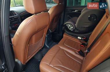 Внедорожник / Кроссовер Audi Q5 2011 в 