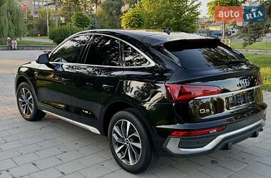 Внедорожник / Кроссовер Audi Q5 2022 в 