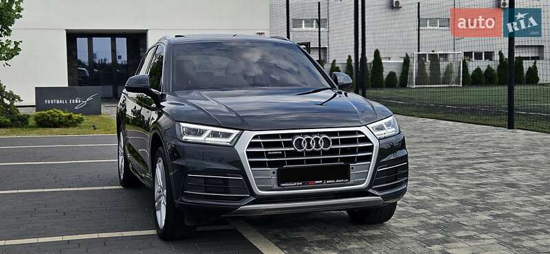 Внедорожник / Кроссовер Audi Q5 2018 в Мукачево