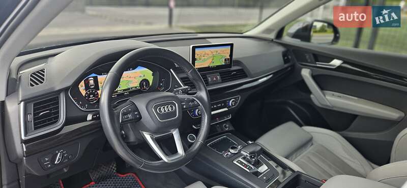 Внедорожник / Кроссовер Audi Q5 2018 в Мукачево