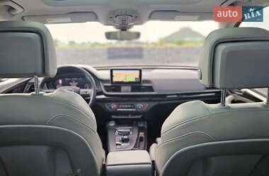 Внедорожник / Кроссовер Audi Q5 2018 в 