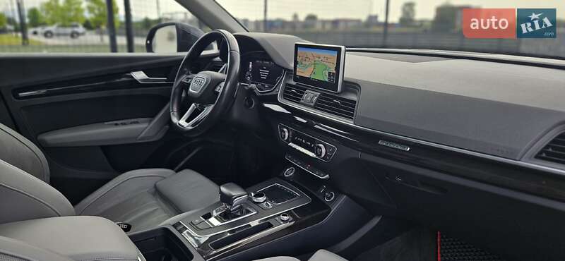Внедорожник / Кроссовер Audi Q5 2018 в Мукачево