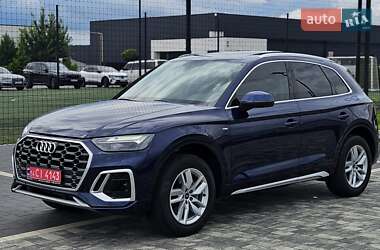 Внедорожник / Кроссовер Audi Q5 2022 в 