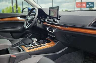 Внедорожник / Кроссовер Audi Q5 2022 в 