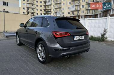Внедорожник / Кроссовер Audi Q5 2015 в 