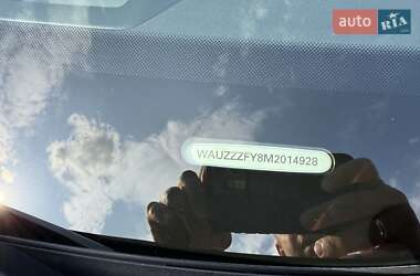 Позашляховик / Кросовер Audi Q5 2020 в 