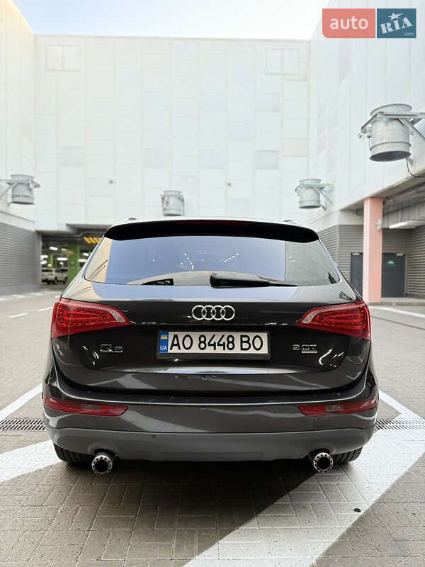 Внедорожник / Кроссовер Audi Q5 2010 в Киеве