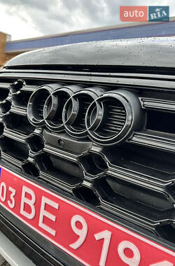 Внедорожник / Кроссовер Audi Q5 2021 в 