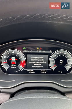 Внедорожник / Кроссовер Audi Q5 2021 в 