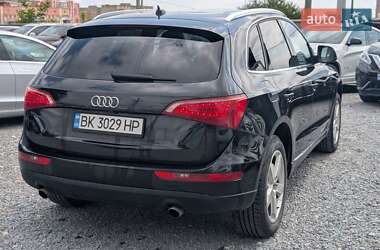 Внедорожник / Кроссовер Audi Q5 2012 в 