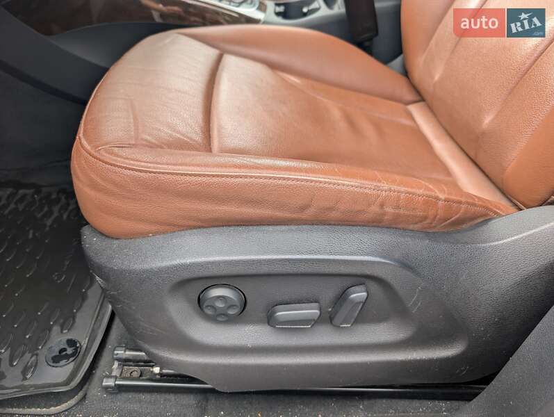 Внедорожник / Кроссовер Audi Q5 2012 в Ровно