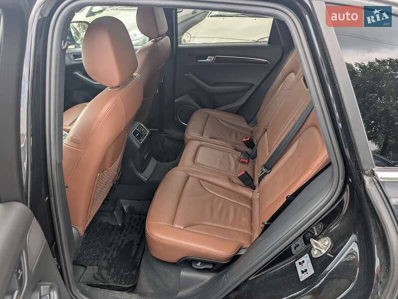 Внедорожник / Кроссовер Audi Q5 2012 в Ровно