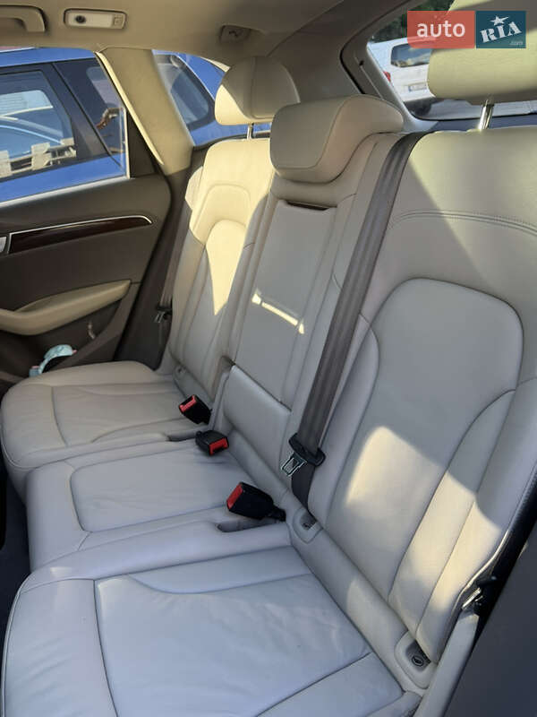 Внедорожник / Кроссовер Audi Q5 2012 в Чернигове