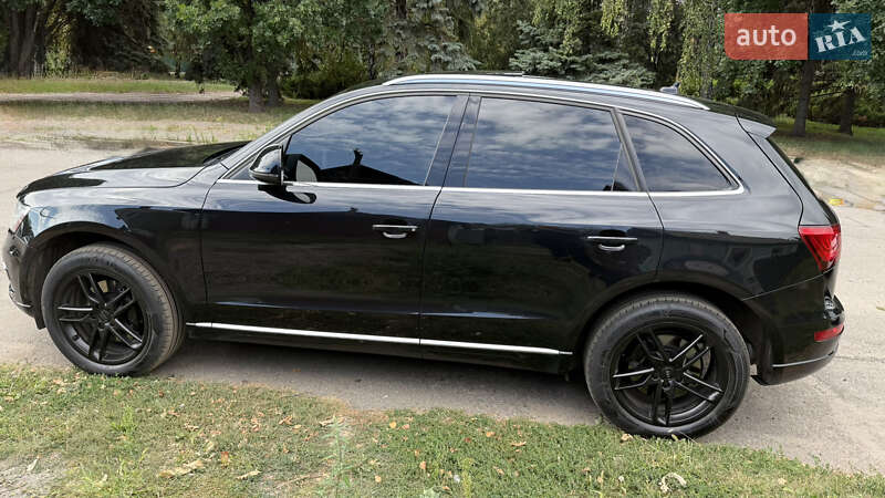 Внедорожник / Кроссовер Audi Q5 2013 в Лозовой