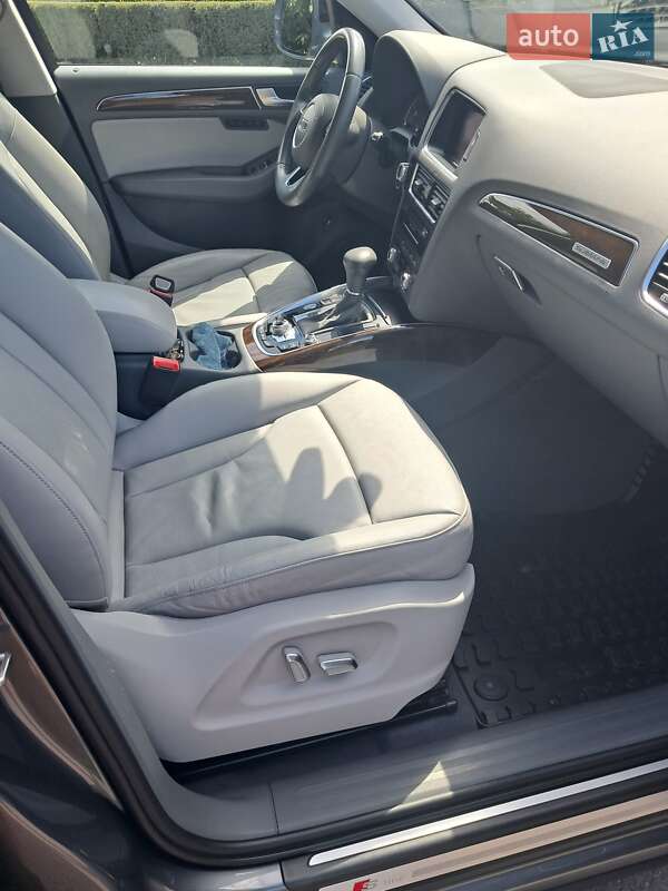 Внедорожник / Кроссовер Audi Q5 2015 в Черкассах