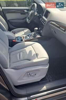 Внедорожник / Кроссовер Audi Q5 2015 в 