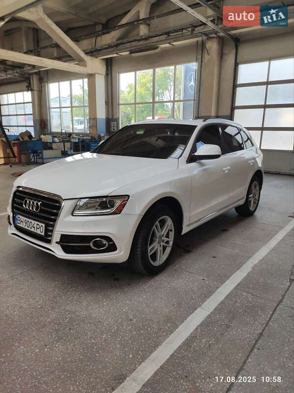 Внедорожник / Кроссовер Audi Q5 2013 в 