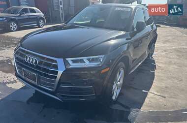 Внедорожник / Кроссовер Audi Q5 2017 в 