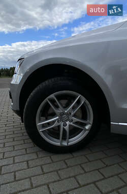 Внедорожник / Кроссовер Audi Q5 2015 в 