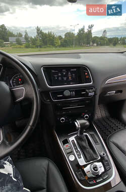 Внедорожник / Кроссовер Audi Q5 2015 в 