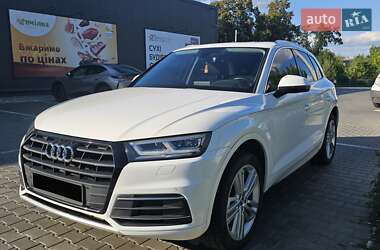Внедорожник / Кроссовер Audi Q5 2017 в 
