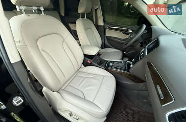 Внедорожник / Кроссовер Audi Q5 2012 в 