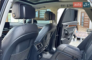 Внедорожник / Кроссовер Audi Q5 2018 в 