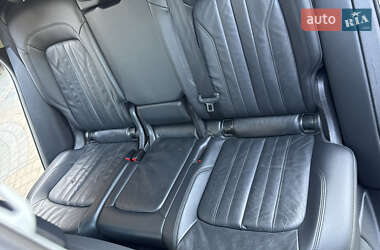 Внедорожник / Кроссовер Audi Q5 2018 в 