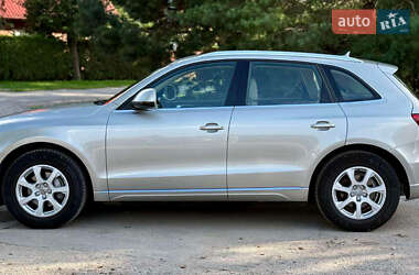 Внедорожник / Кроссовер Audi Q5 2011 в 