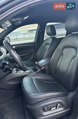 Внедорожник / Кроссовер Audi Q5 2015 в 
