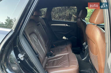 Внедорожник / Кроссовер Audi Q5 2012 в 