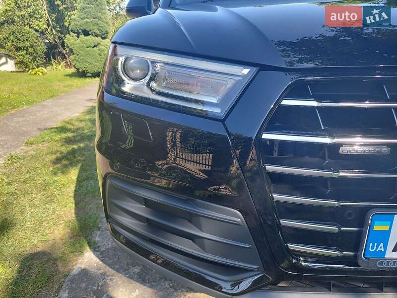 Внедорожник / Кроссовер Audi Q5 2017 в Коломые