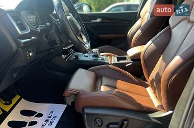 Внедорожник / Кроссовер Audi Q5 2018 в 