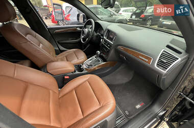 Внедорожник / Кроссовер Audi Q5 2011 в 