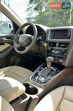 Внедорожник / Кроссовер Audi Q5 2013 в 