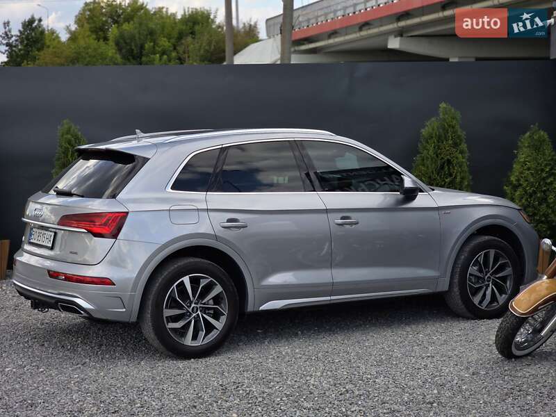 Внедорожник / Кроссовер Audi Q5 2022 в Тернополе