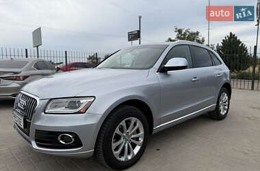 Внедорожник / Кроссовер Audi Q5 2015 в 