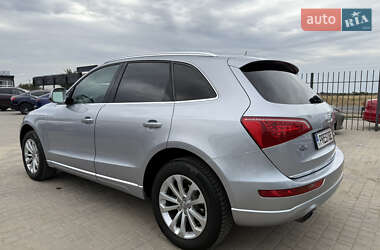 Внедорожник / Кроссовер Audi Q5 2015 в 