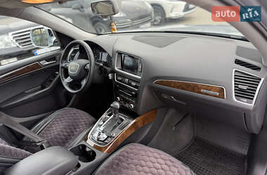 Внедорожник / Кроссовер Audi Q5 2015 в 