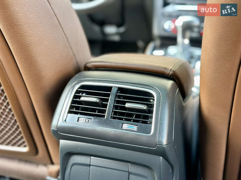 Внедорожник / Кроссовер Audi Q5 2016 в Киеве