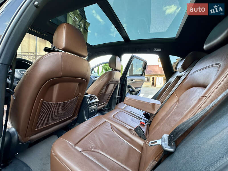 Внедорожник / Кроссовер Audi Q5 2016 в Киеве