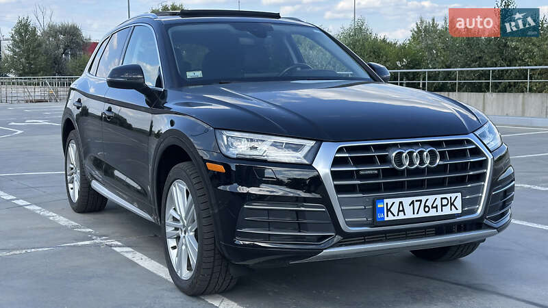 Внедорожник / Кроссовер Audi Q5 2018 в Киеве