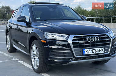 Внедорожник / Кроссовер Audi Q5 2018 в 