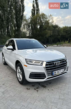 Внедорожник / Кроссовер Audi Q5 2018 в Ровно