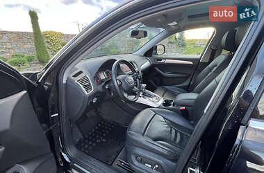 Внедорожник / Кроссовер Audi Q5 2015 в 