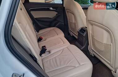 Внедорожник / Кроссовер Audi Q5 2013 в 